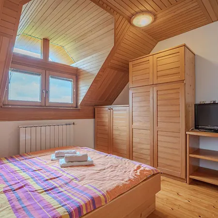 Oblak Estate Apartmán Ortnek