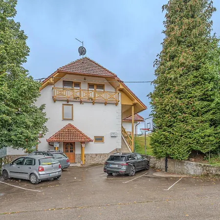 Oblak Estate Appartement