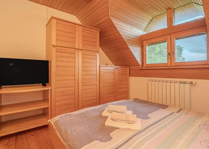 Oblak Estate * Ortnek