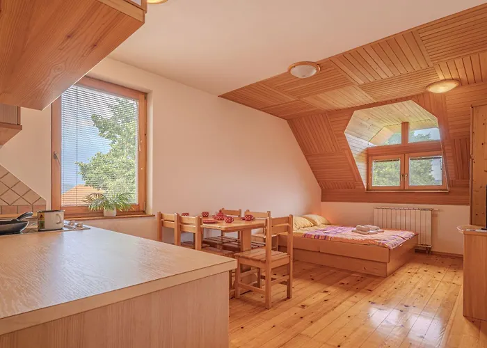 Oblak Estate Appartamento Ortnek